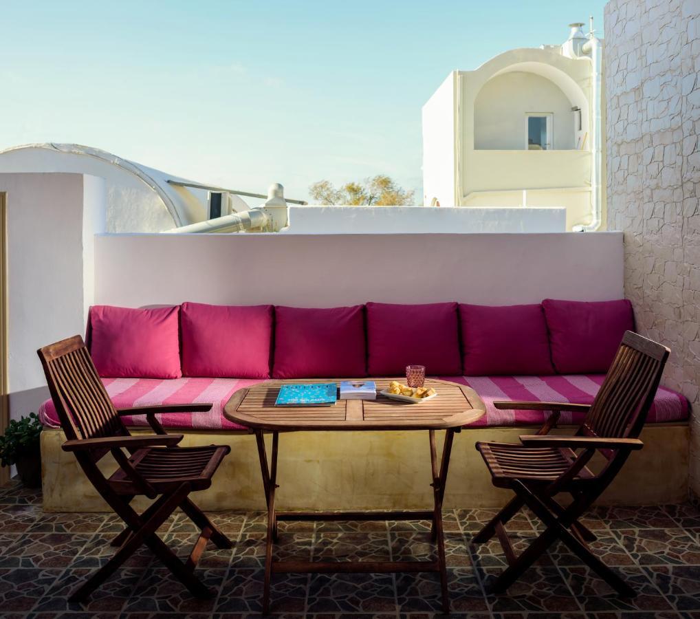 Heart Of Oia - Private House With Jacuzzi Apartment Exterior photo